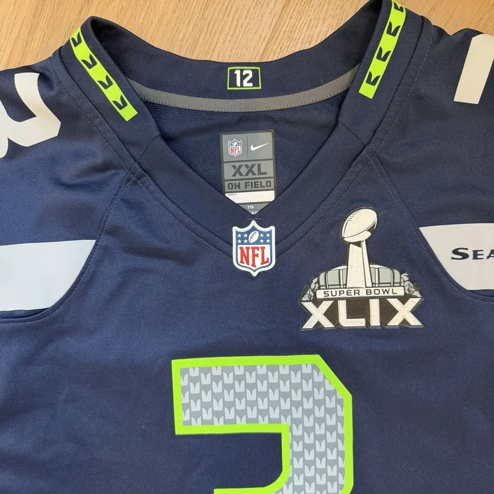 Nike russell wilson